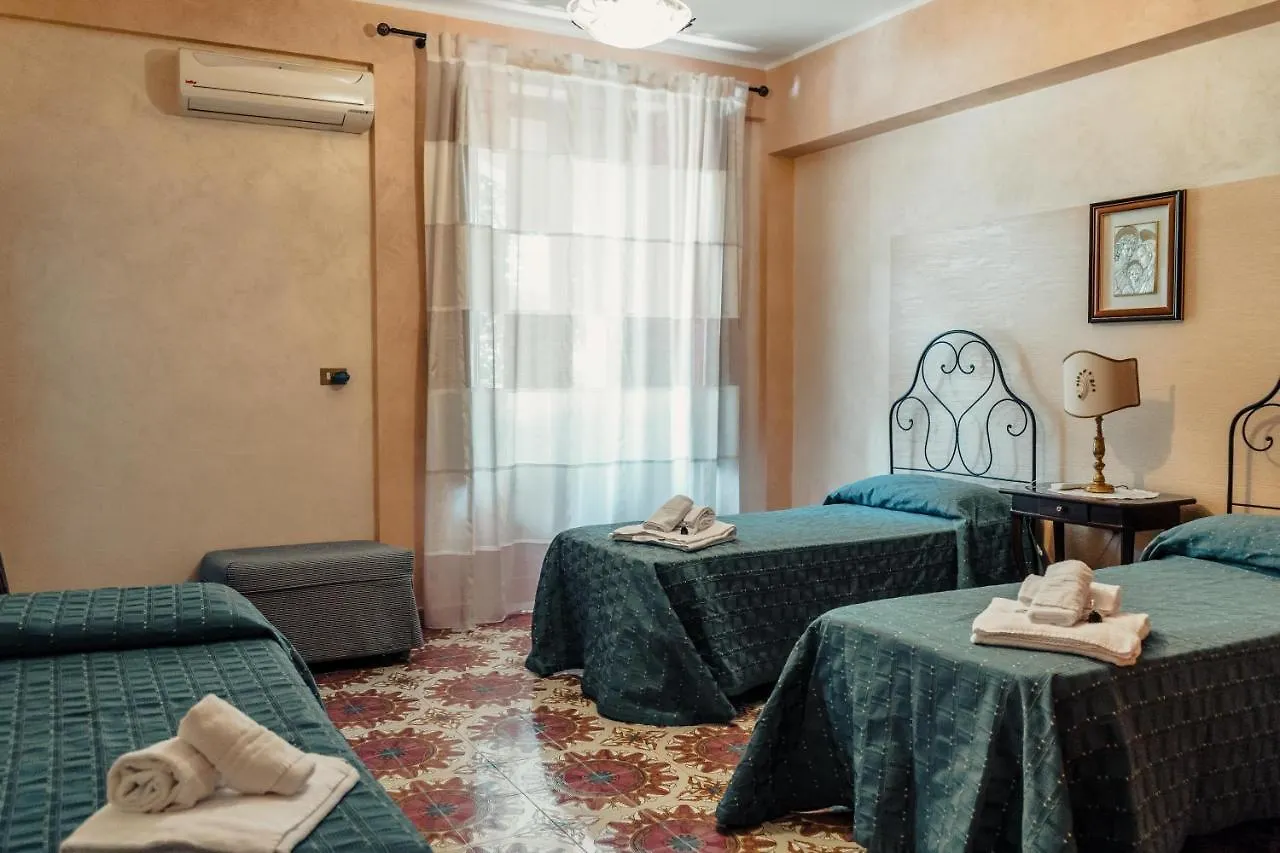 B&B Elvira Al Duomo Monreale Italia